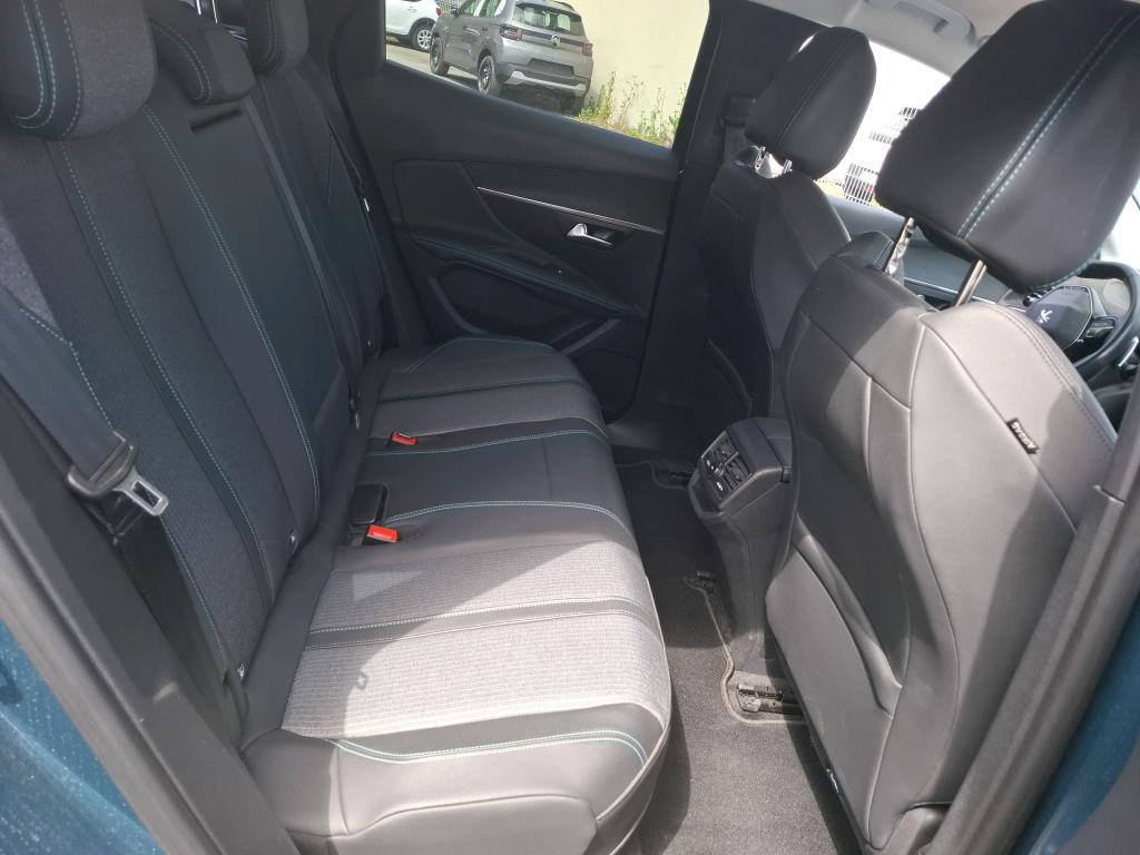 Peugeot 3008 Hybrid 225 e-EAT8 Allure 2022