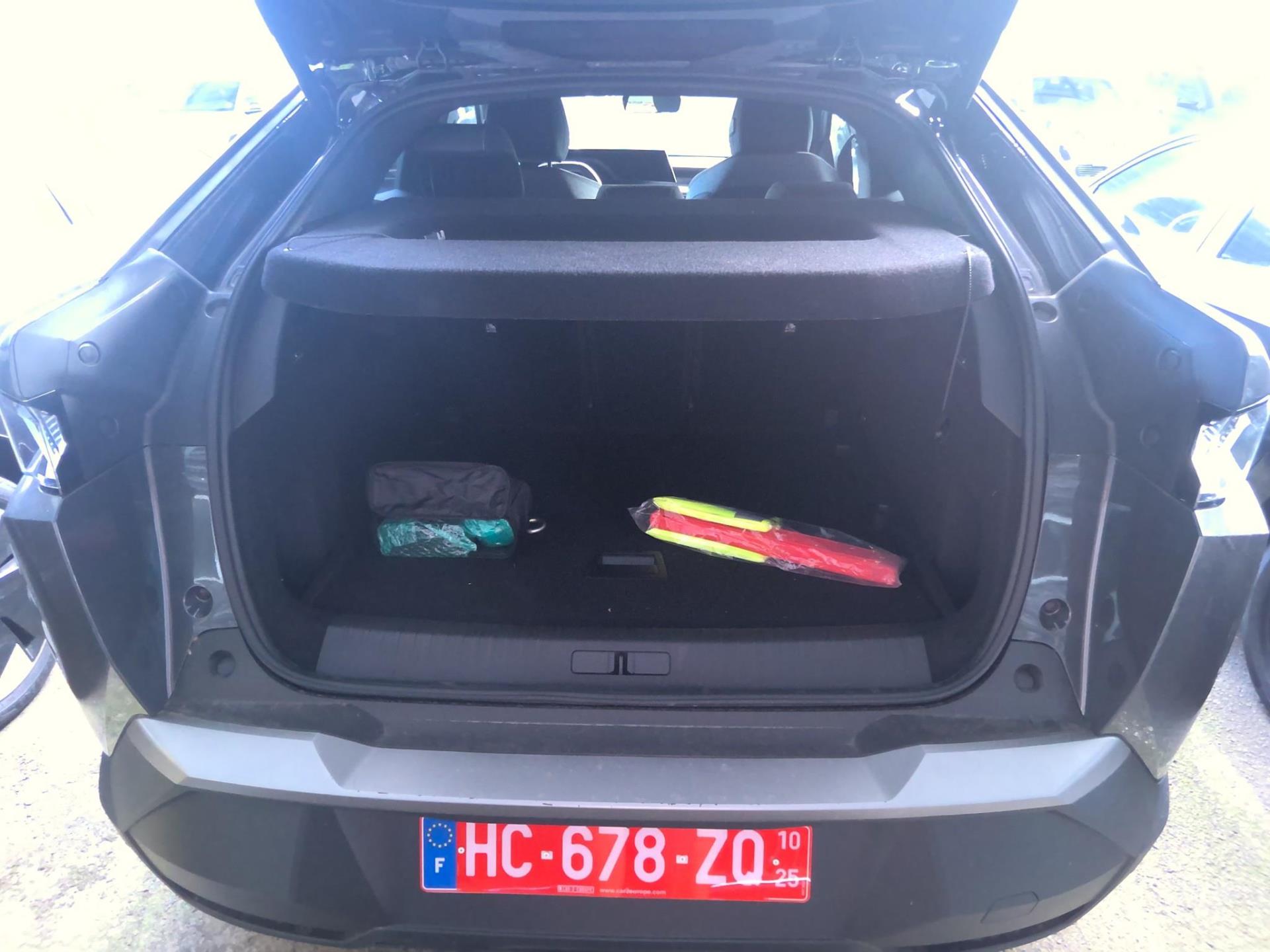 Peugeot 3008 Hybrid 145 e-DCS6 GT 2025