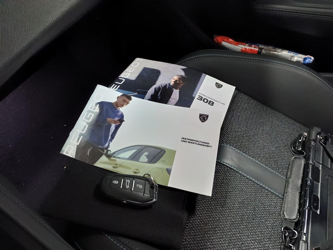 Peugeot 308 III 