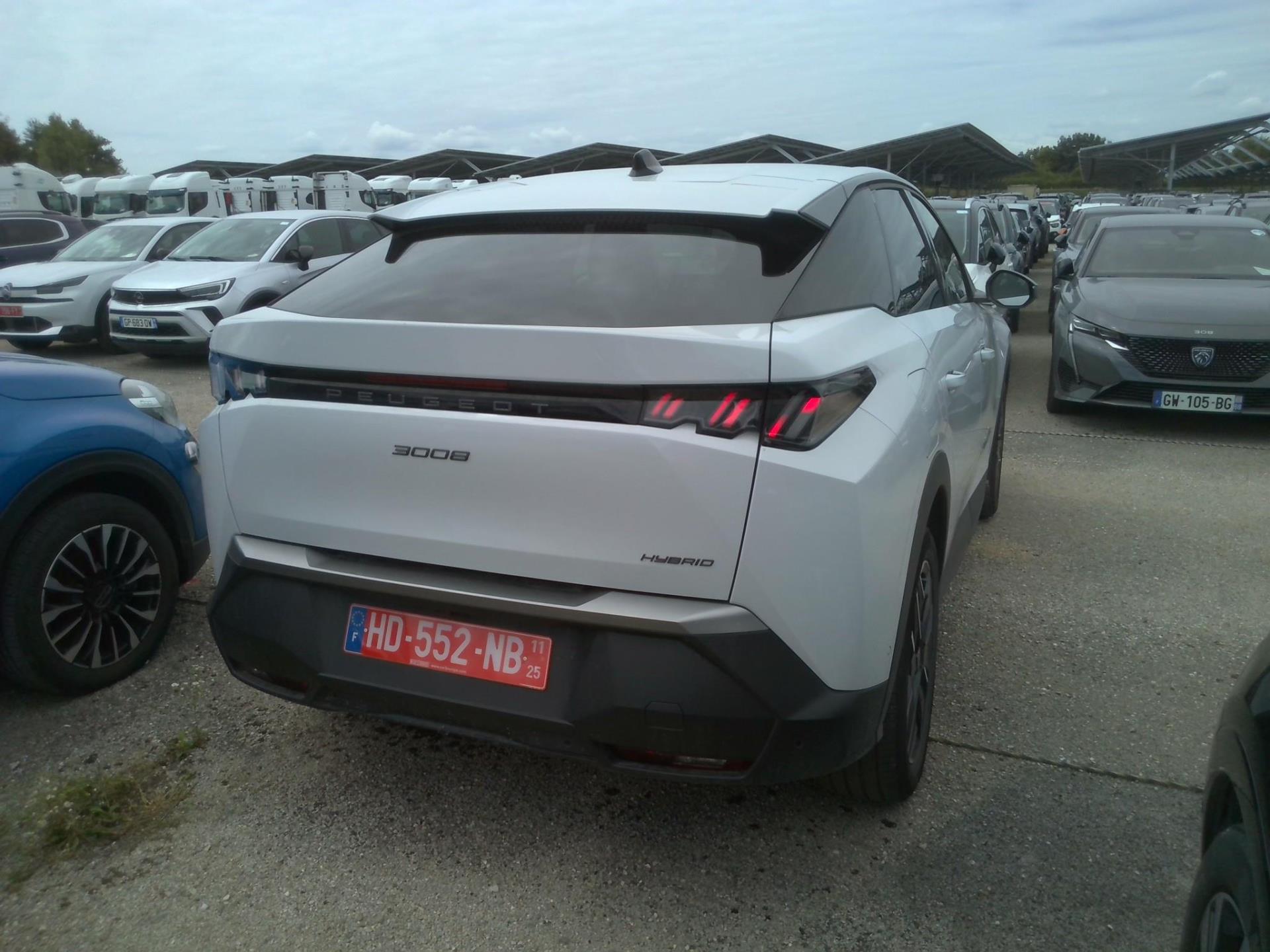 Peugeot 3008 Hybrid 145 e-DCS6 Allure 2025