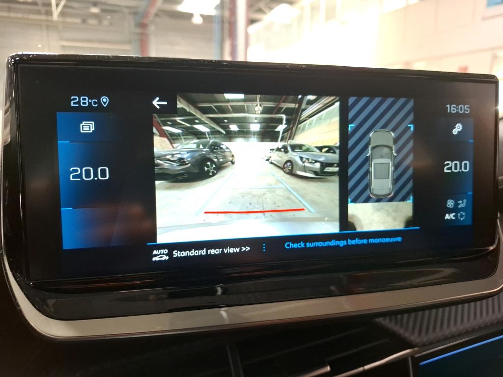 Peugeot 2008 PureTech 130 S&S EAT8 GT 2022