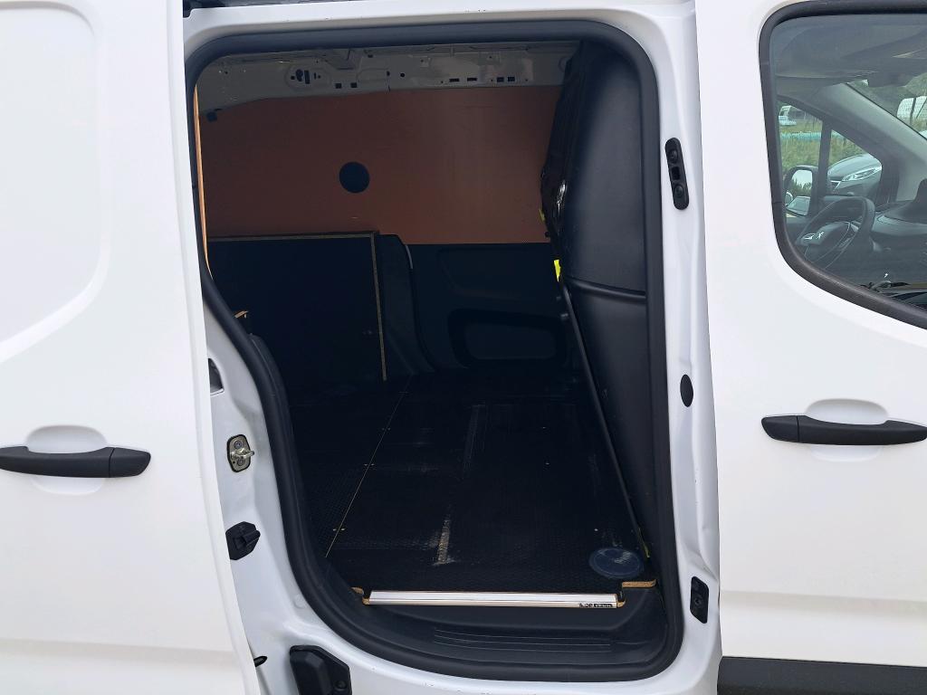 Peugeot PARTNER FOURGON STANDARD 1000 KG BLUEHDI 100 S&S BVM5 GRIP 2021