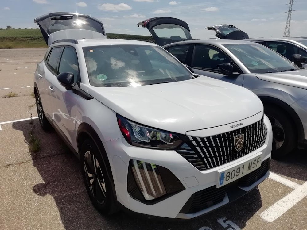 Foto Peugeot 2008 8