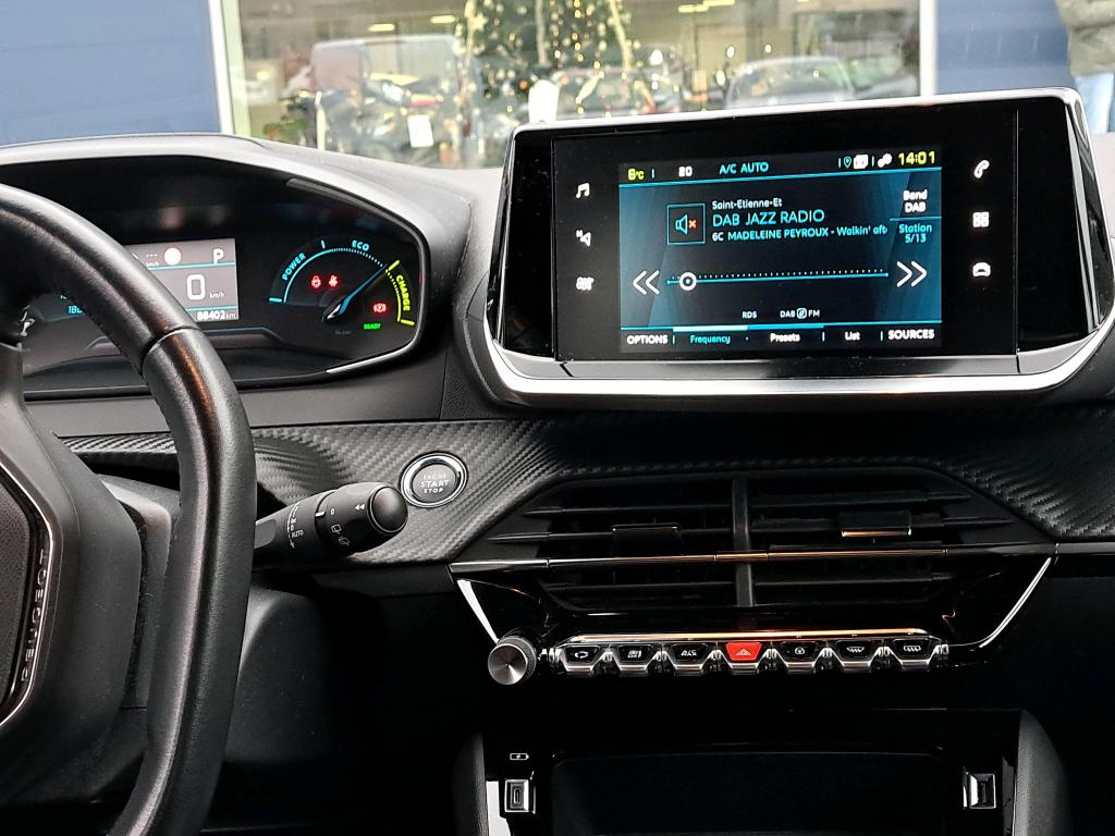 Peugeot 208 ELECTRIQUE 50 KWH 136 ACTIVE BUSINESS R 2020