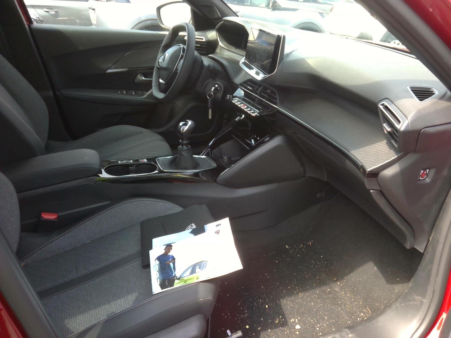 Peugeot 2008 PureTech 100 S&S BVM6 Allure 2024