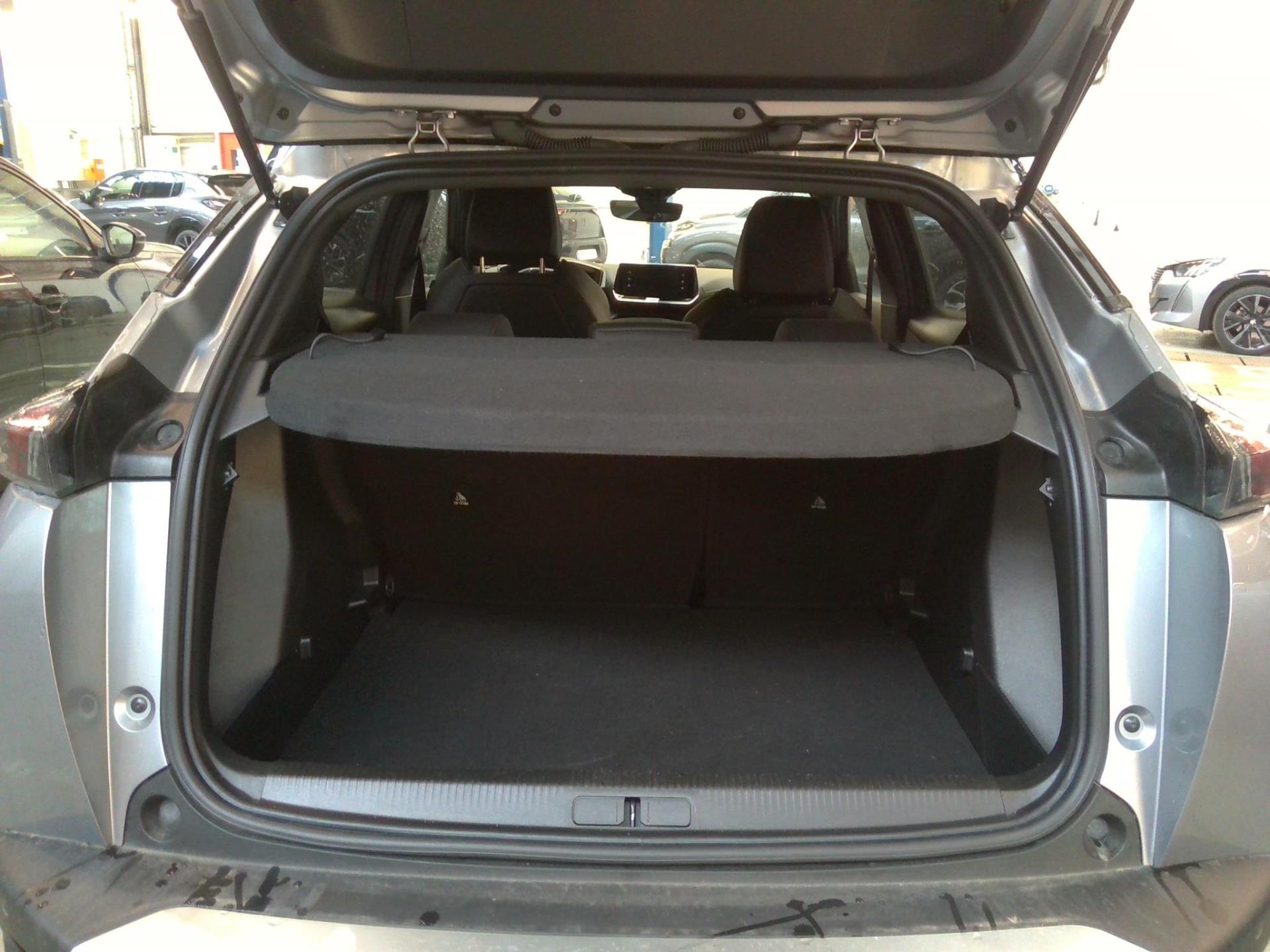 Peugeot 2008 PureTech 130 S&S EAT8 GT 2023