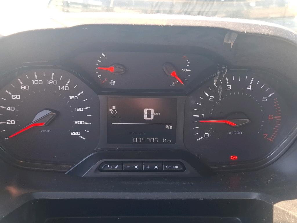 Peugeot PARTNER FOURGON STANDARD 650 KG BLUEHDI 75 BVM5 PREMIUM 2020