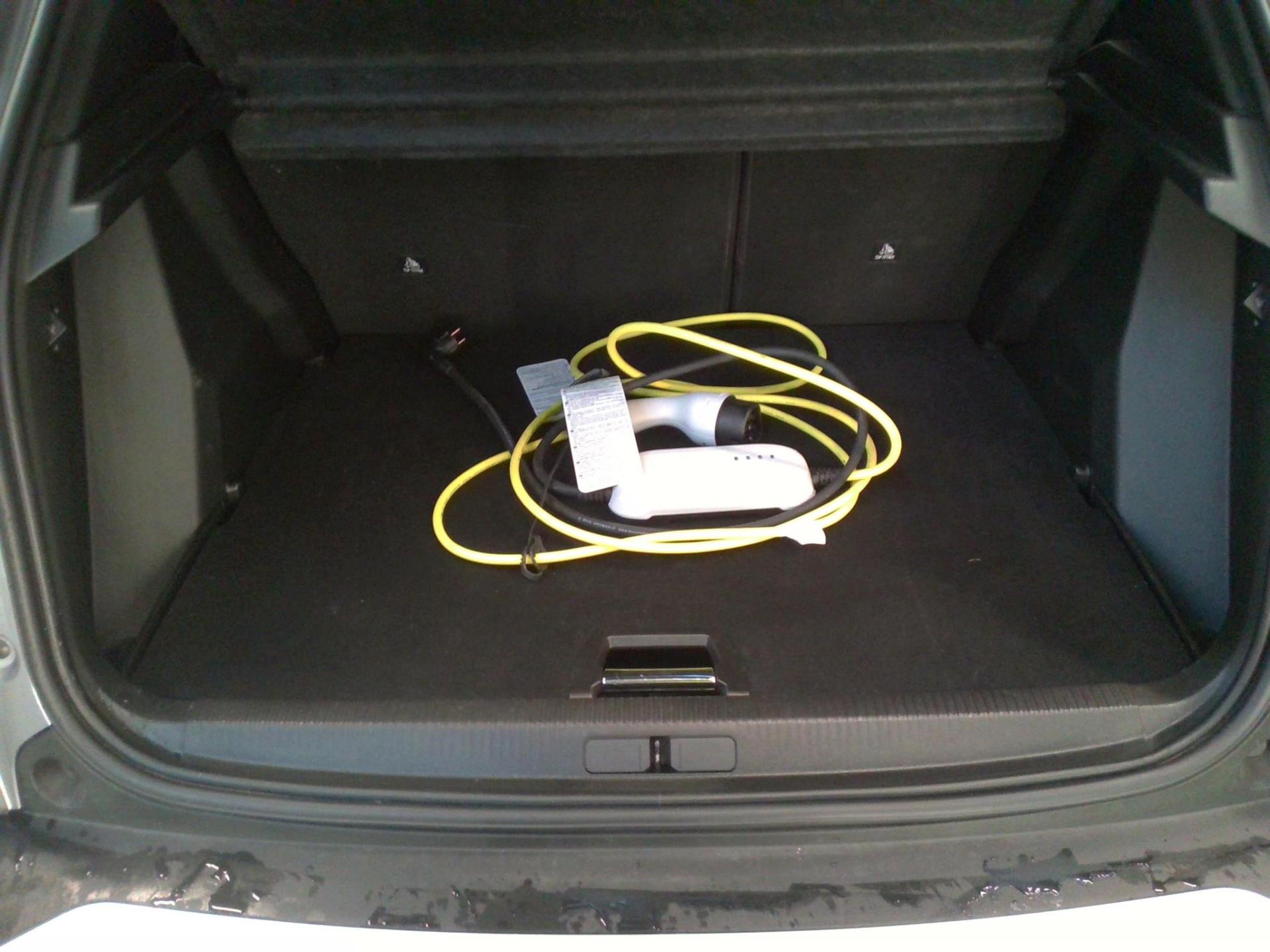 Peugeot 2008 Electrique 136 ch GT 2022