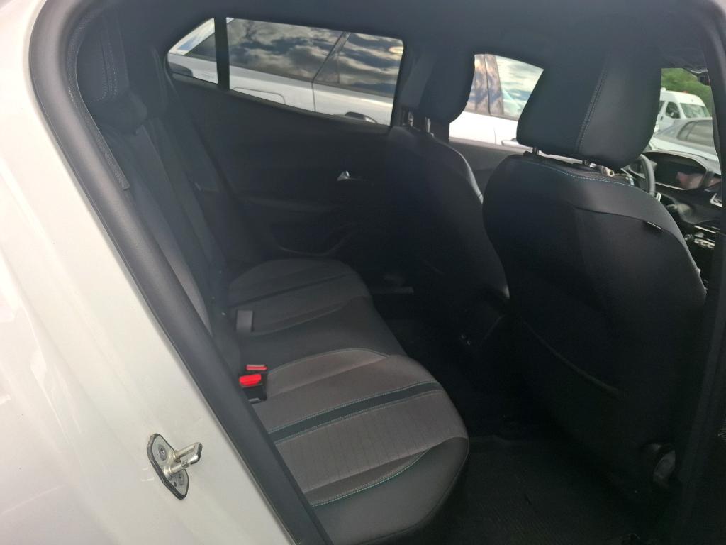 Peugeot 2008 PureTech 130 S&S EAT8 Allure Pack 2022
