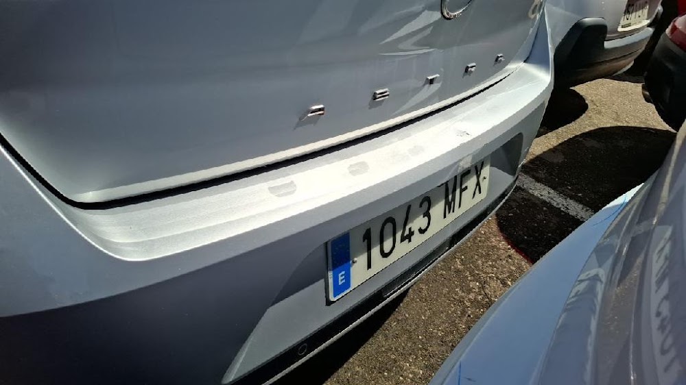 Opel Astra Nuevo Astra 5P Elegance 1.2T XHT MT6 S/S 130 HP (96kW)