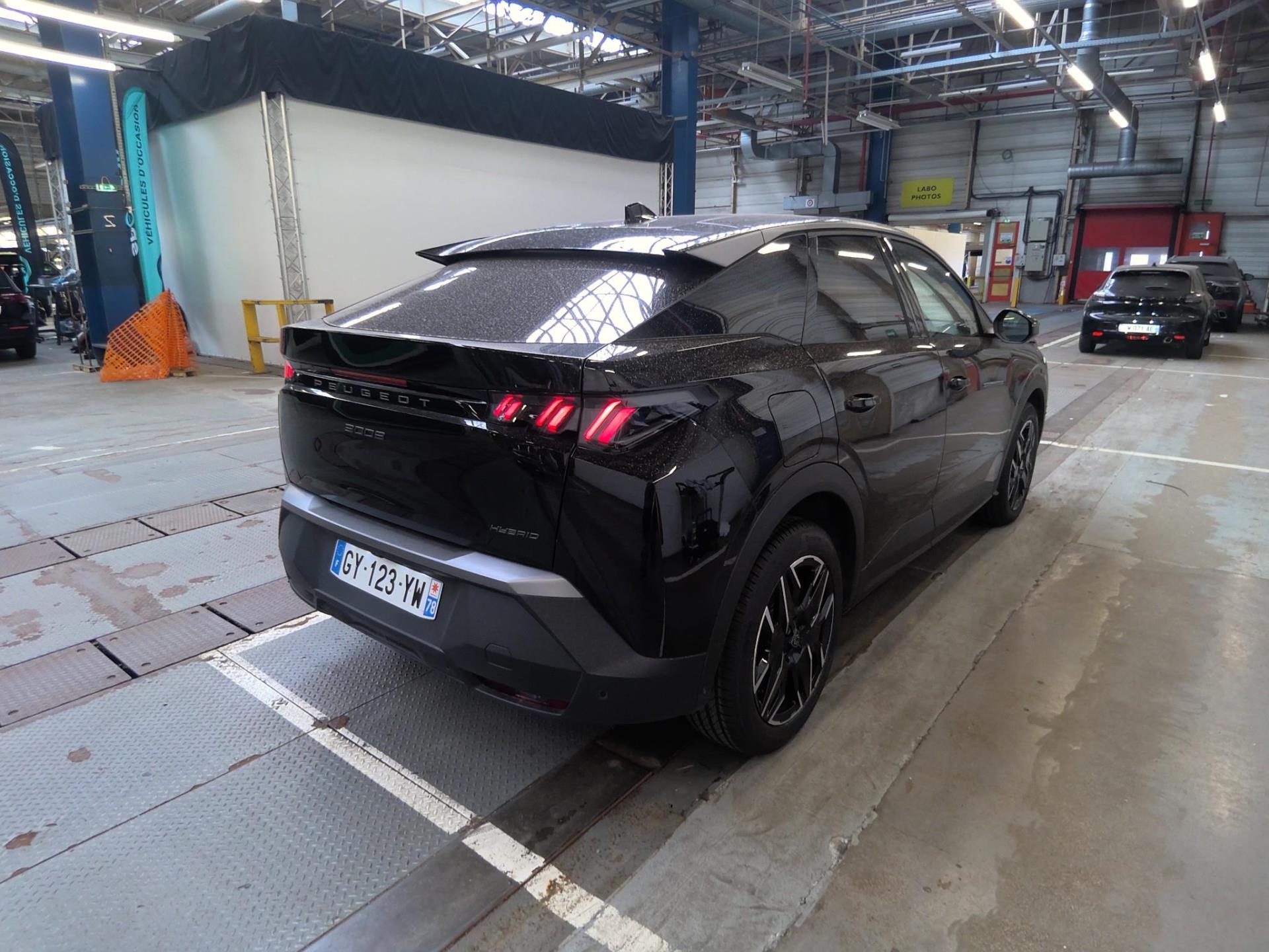 Peugeot 3008 Hybrid 136 e-DCS6 Allure 2024