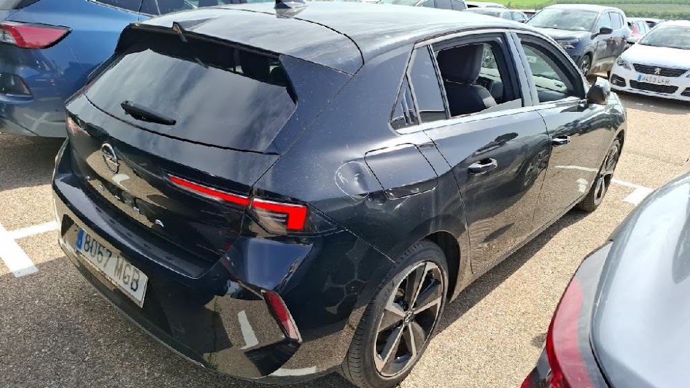 Foto Opel Astra 9