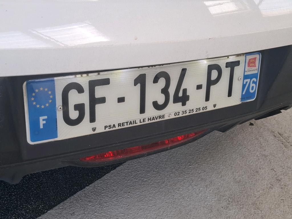 Peugeot 208 BLUEHDI 100 S&S BVM6 PREMIUM 2022