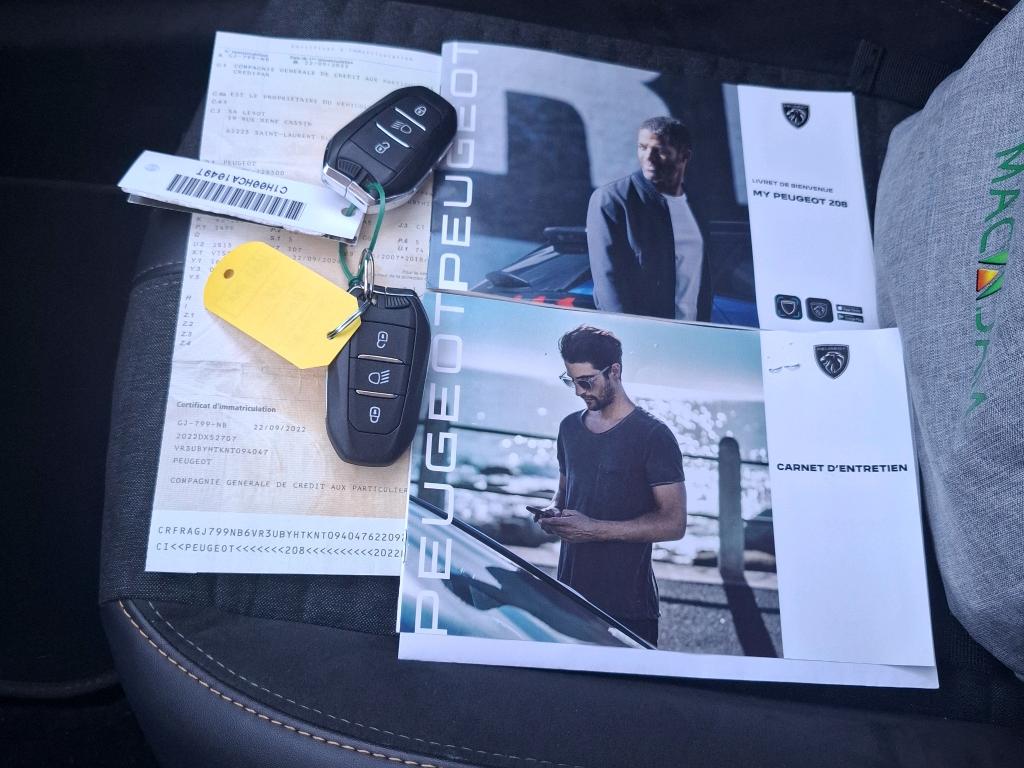 Peugeot 208 BlueHDi 100 S&S BVM6 Roadtrip 2022