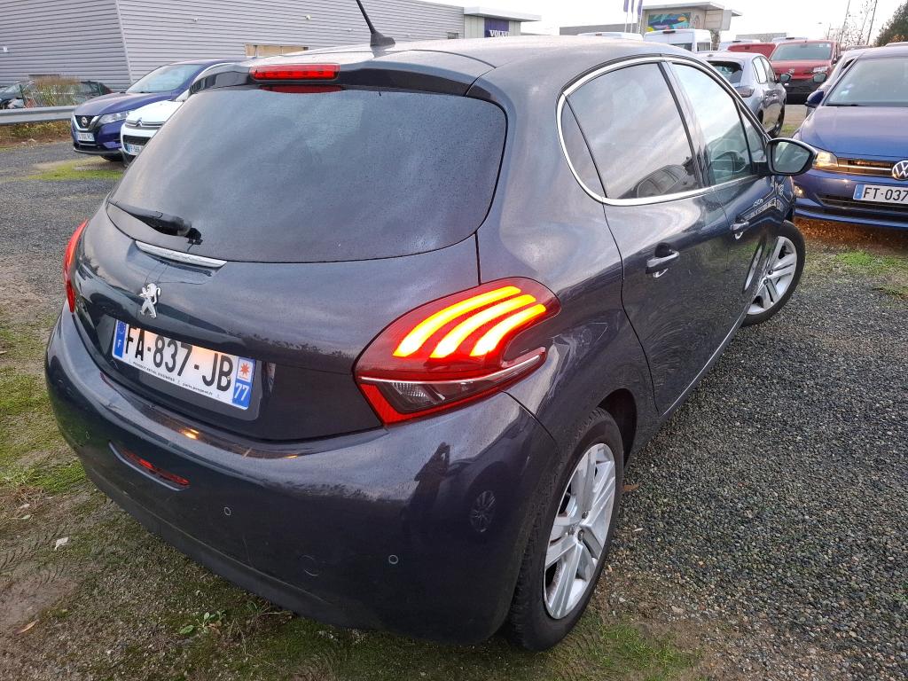 Peugeot 208 BlueHDi 100ch S&S BVM6 Allure Business 2018