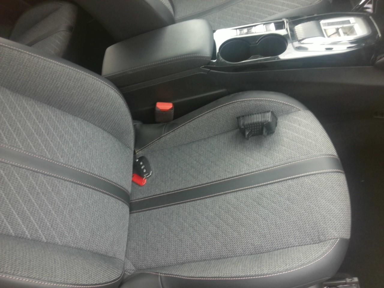 Foto Peugeot 508 Hybrid 9