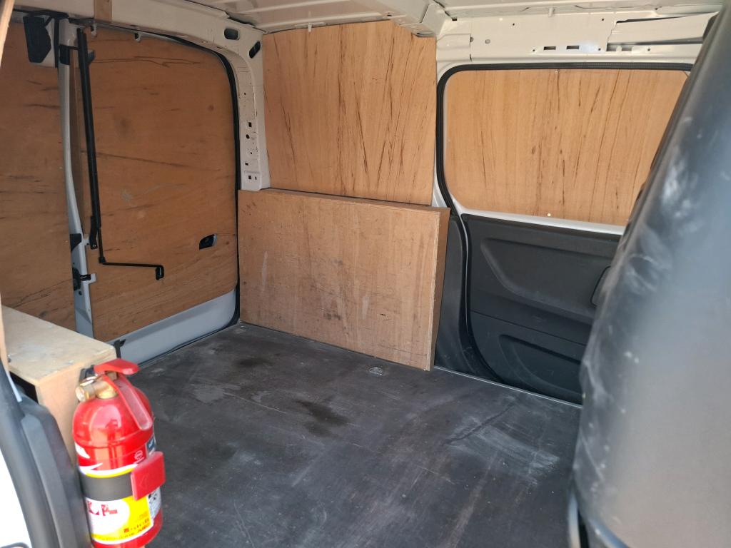 Peugeot PARTNER FOURGON STANDARD 650 KG BLUEHDI 100 S&S BVM5 ASPHALT 2021