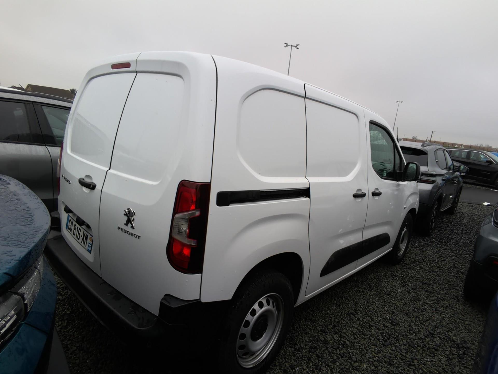 Peugeot PARTNER FOURGON M 950 KG BLUEHDI 100 S&S BVM6  2023