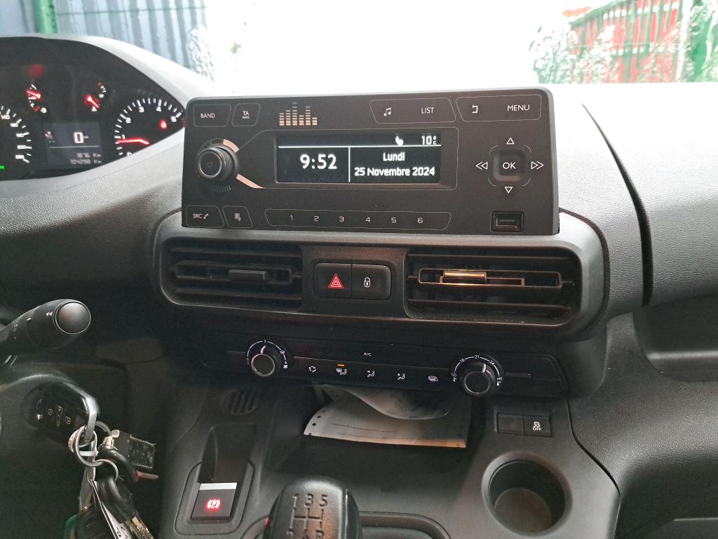 Peugeot PARTNER FOURGON STANDARD 650 KG BLUEHDI 100 S&S BVM5 PREMIUM 2019