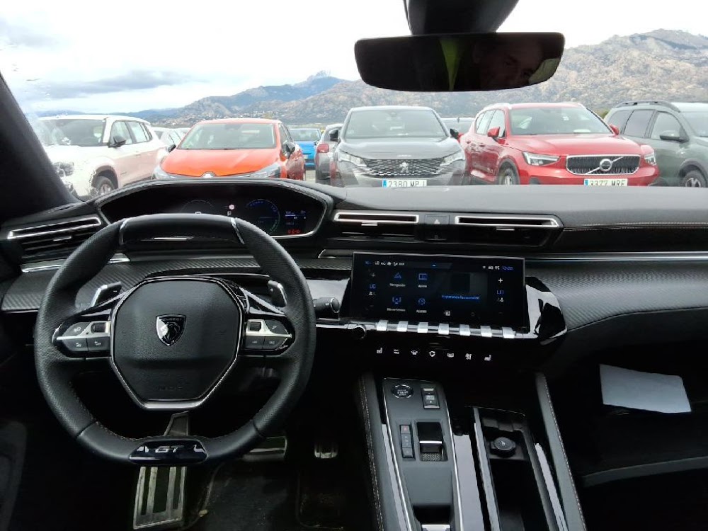 Foto Peugeot 508 Hybrid 15