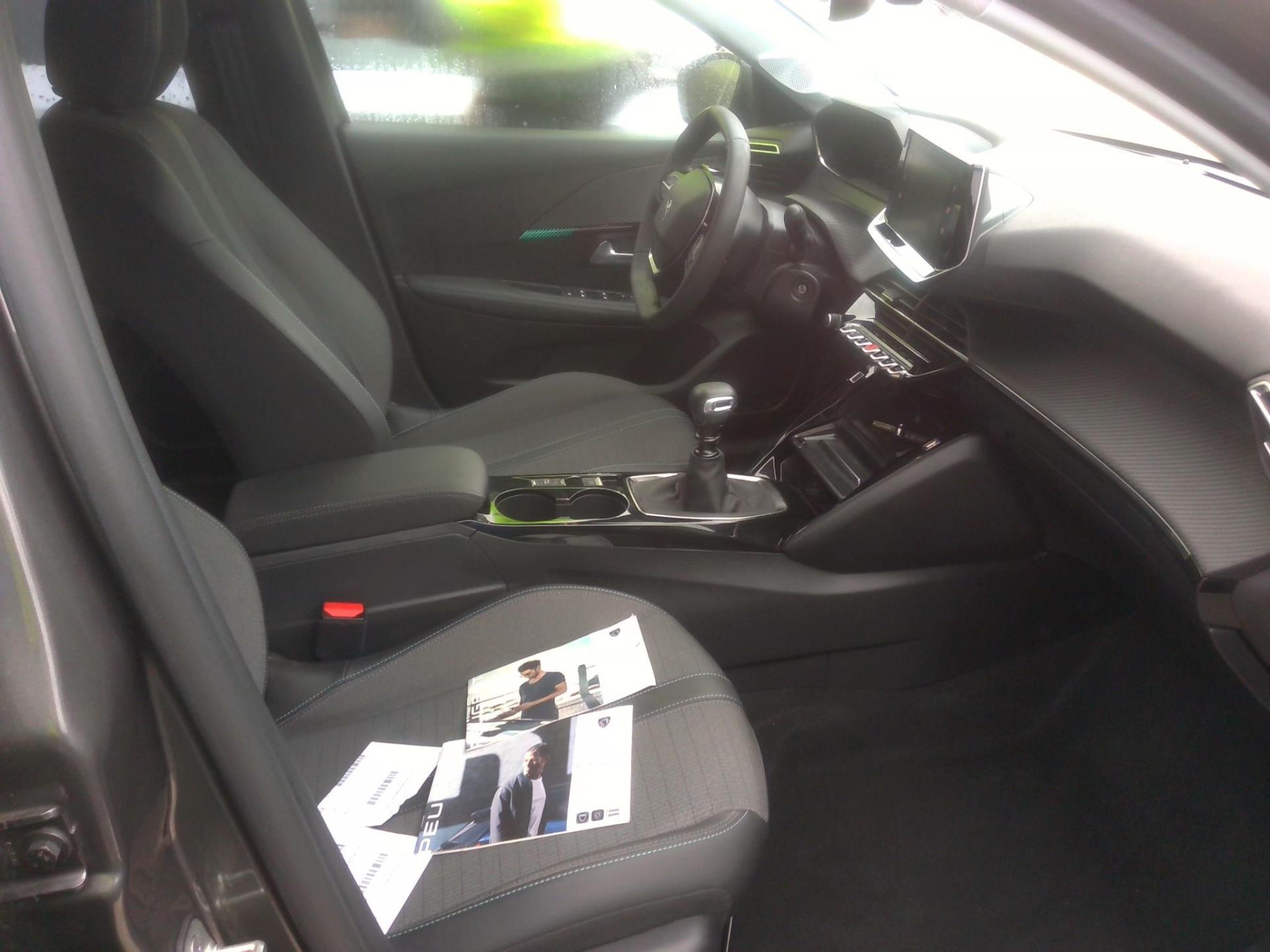 Peugeot 208 PureTech 100 S&S BVM6 Allure 2023
