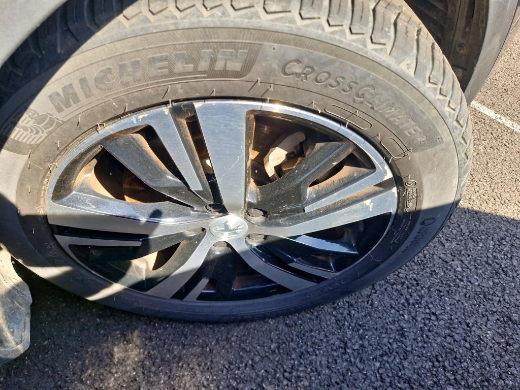 Peugeot 3008 Hybrid 225 e-EAT8 GT 2022