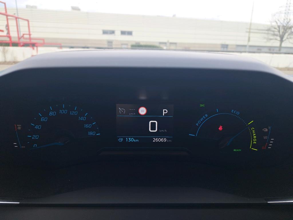 Peugeot 2008 Electrique 136 ch Style 2023