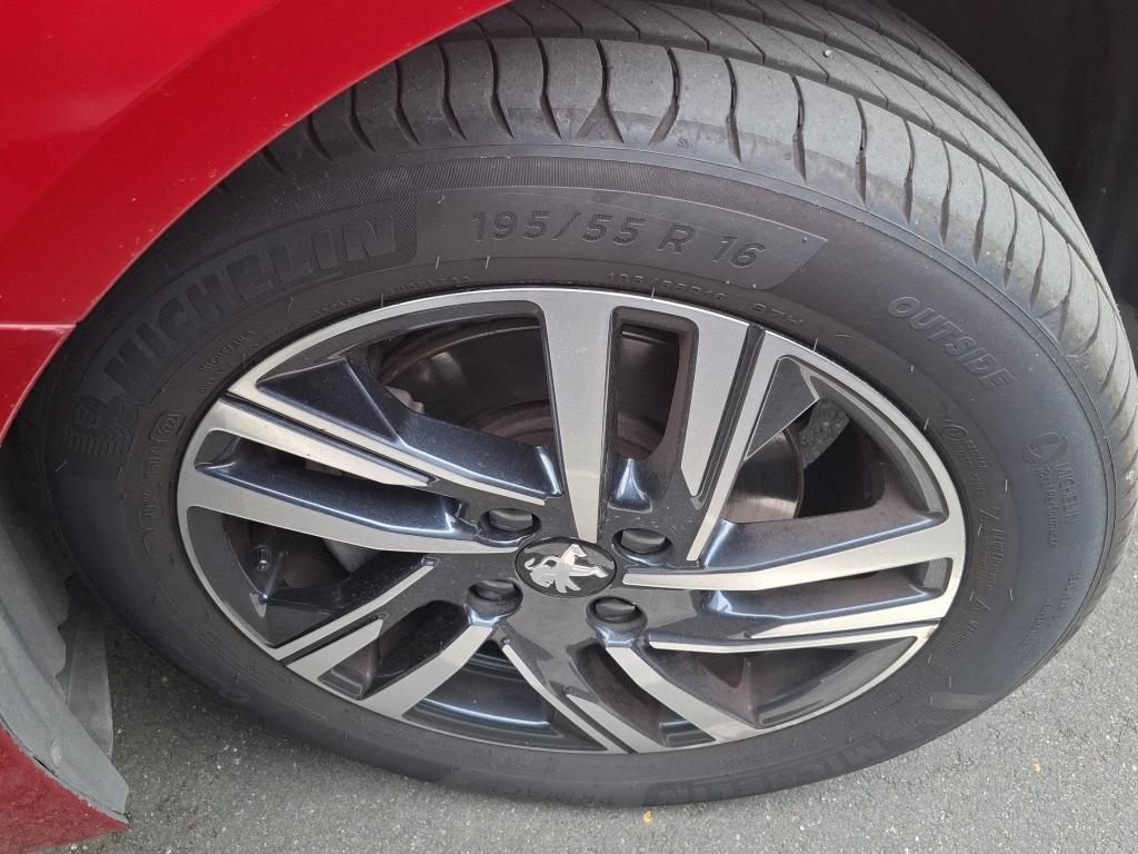 Peugeot 208 PureTech 100 S&S EAT8 Allure Pack 2022