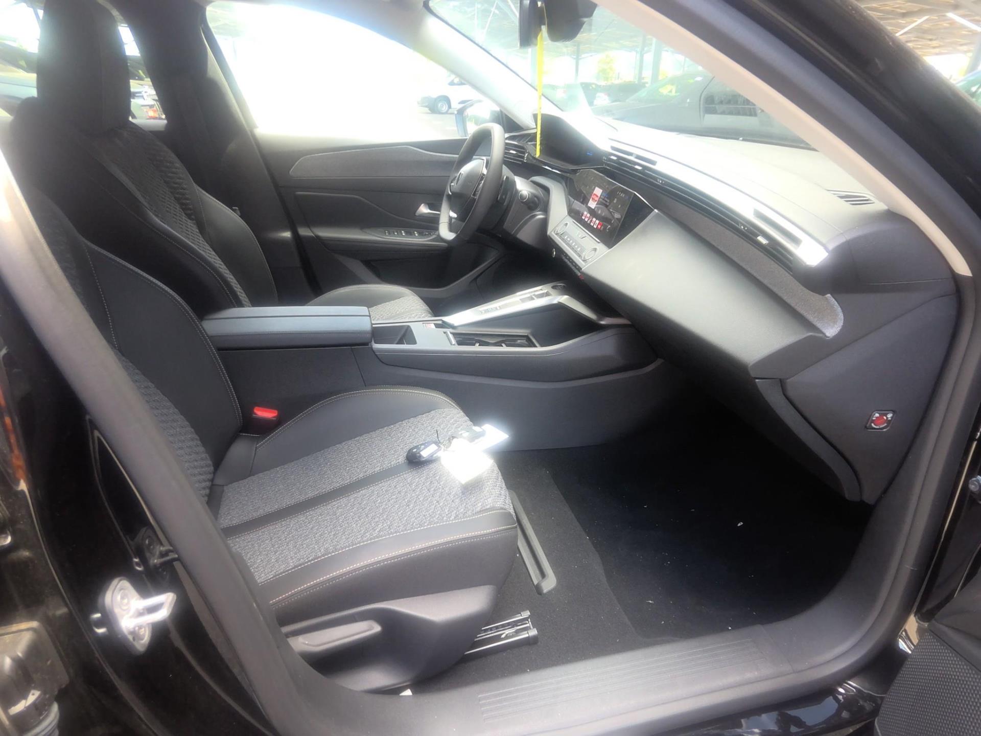 Peugeot 308 SW Electrique 55 kWh 156ch Allure 2026