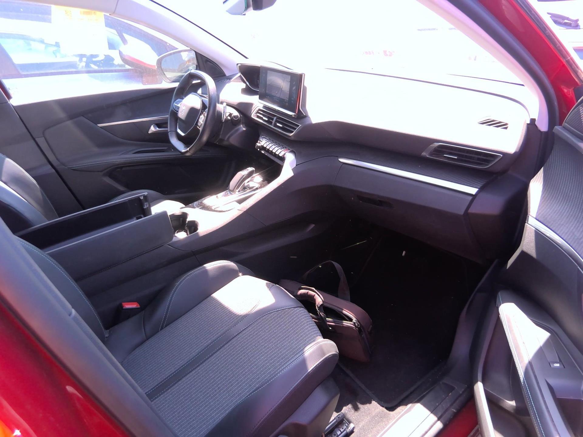 Peugeot 3008 Hybrid 225 e-EAT8 Allure 2021