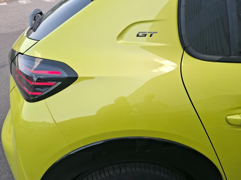 Peugeot 208 Hybrid 110 e-DCS6 GT 2025