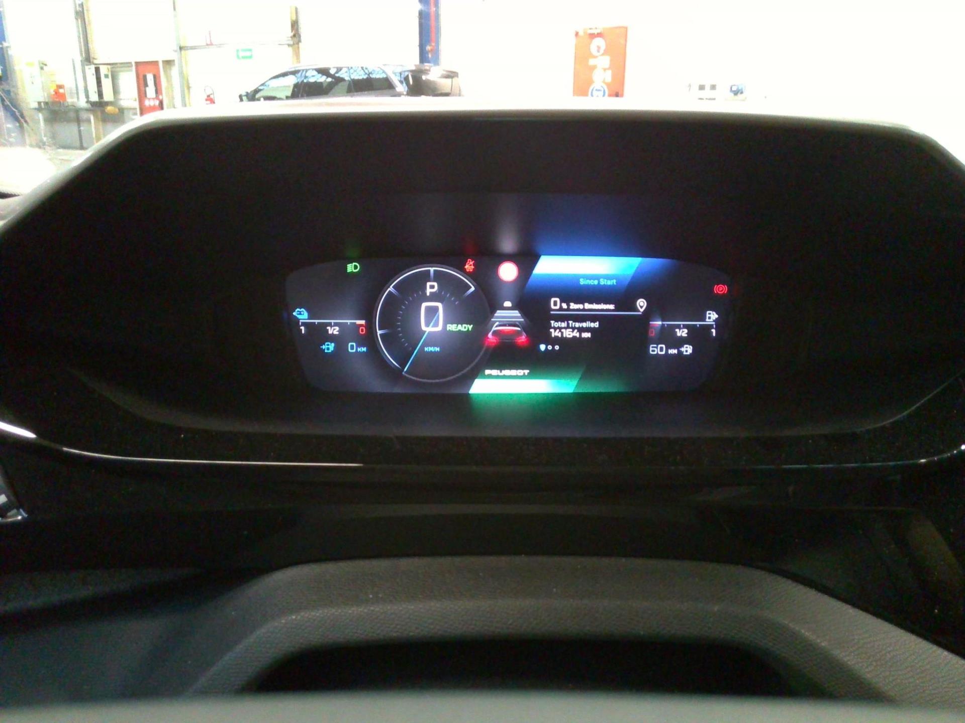 Peugeot 308 PHEV 180 e-EAT8 Allure 2024