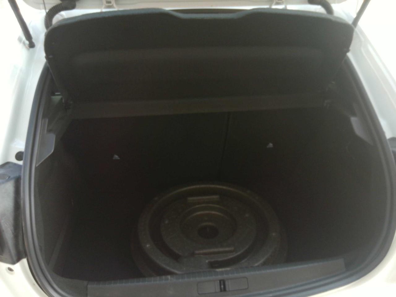 Foto Peugeot 208 12