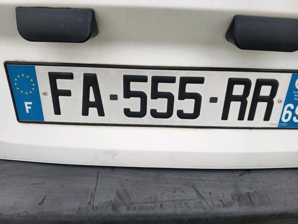 Peugeot PARTNER FOURGON STANDARD 1.6 BLUEHDI 75 BVM5 PREMIUM 2018