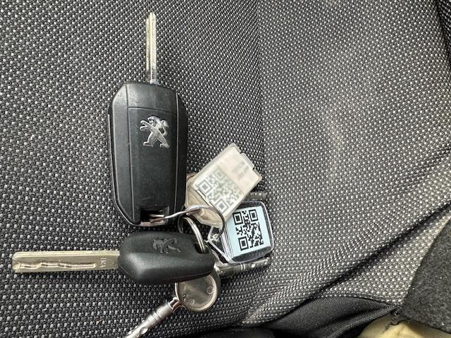 Foto Peugeot e-Expert 9