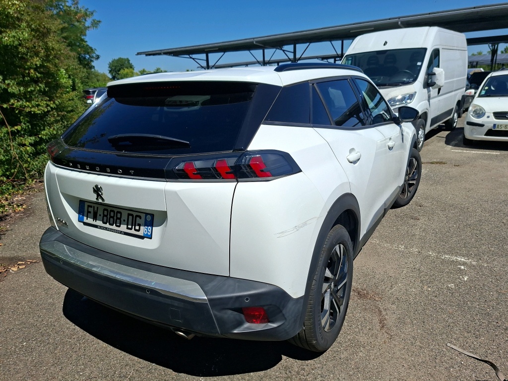 Peugeot 2008 BlueHDi 130 S&S EAT8 Allure 2020