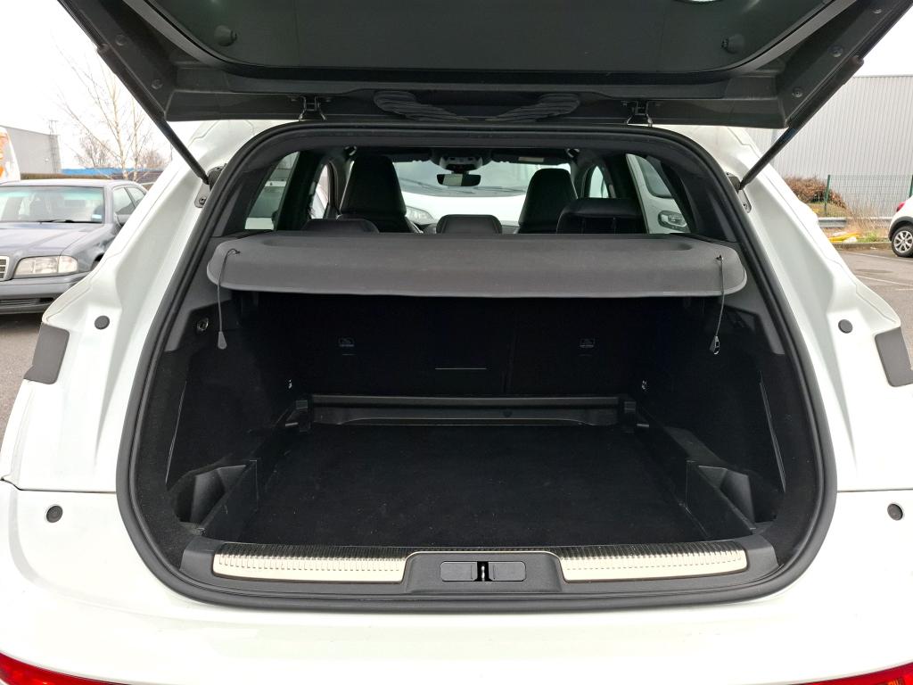 DS DS7 Crossback BlueHDi 130 EAT8 Performance Line 2022