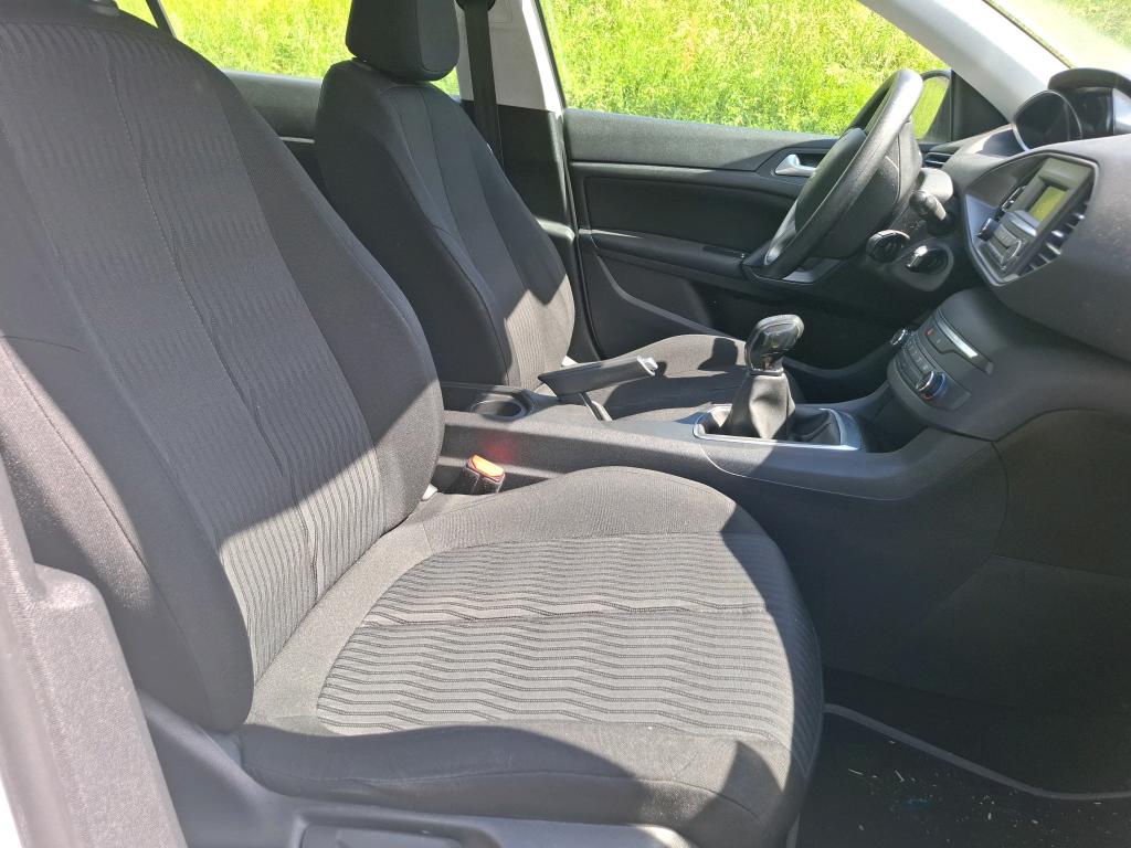 Peugeot 308 1.6 BlueHDi 100ch S&S BVM5 Access 2018