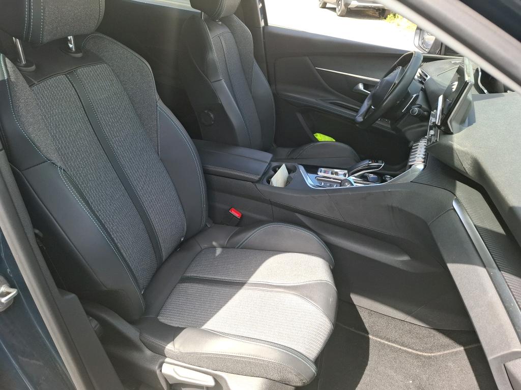 Peugeot 3008 Hybrid 225 e-EAT8 Allure 2022