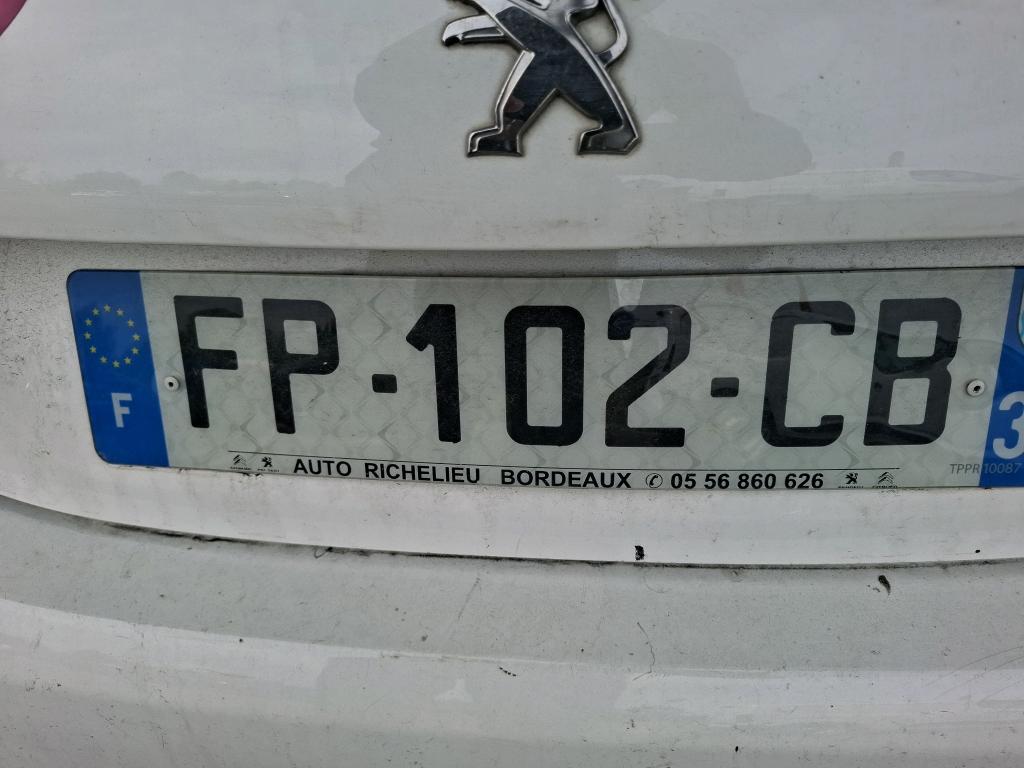 Peugeot 208R Entr