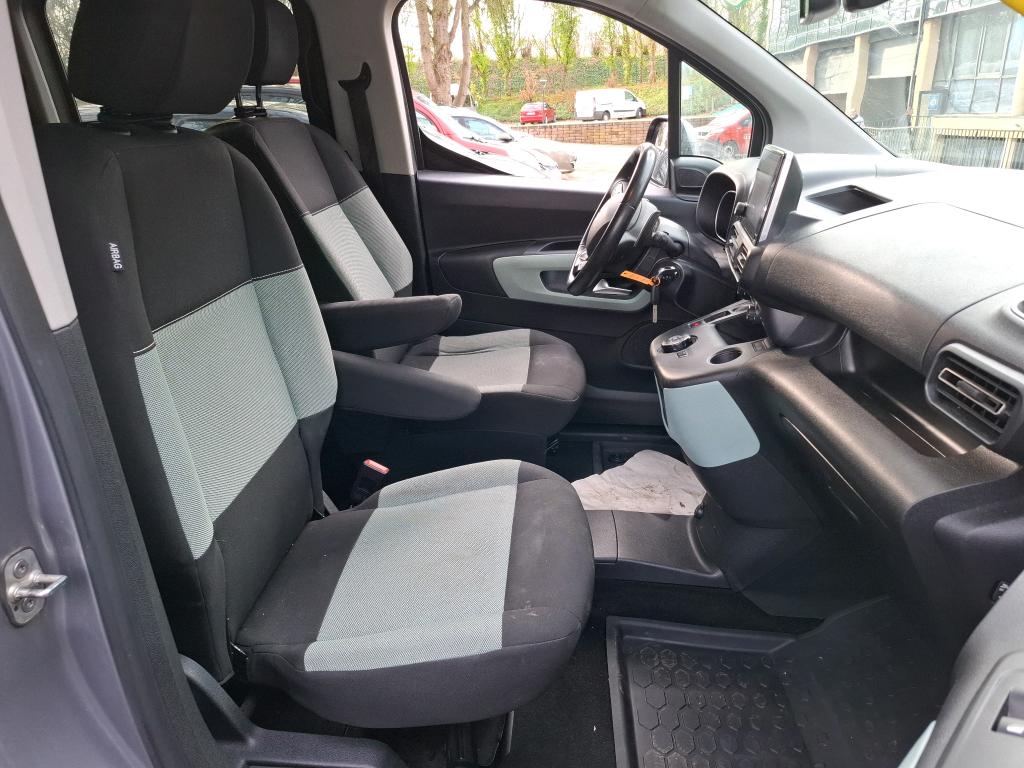 Citroen Berlingo Taille XL 7pl PureTech 130 S&S EAT8 Feel Pack 2022