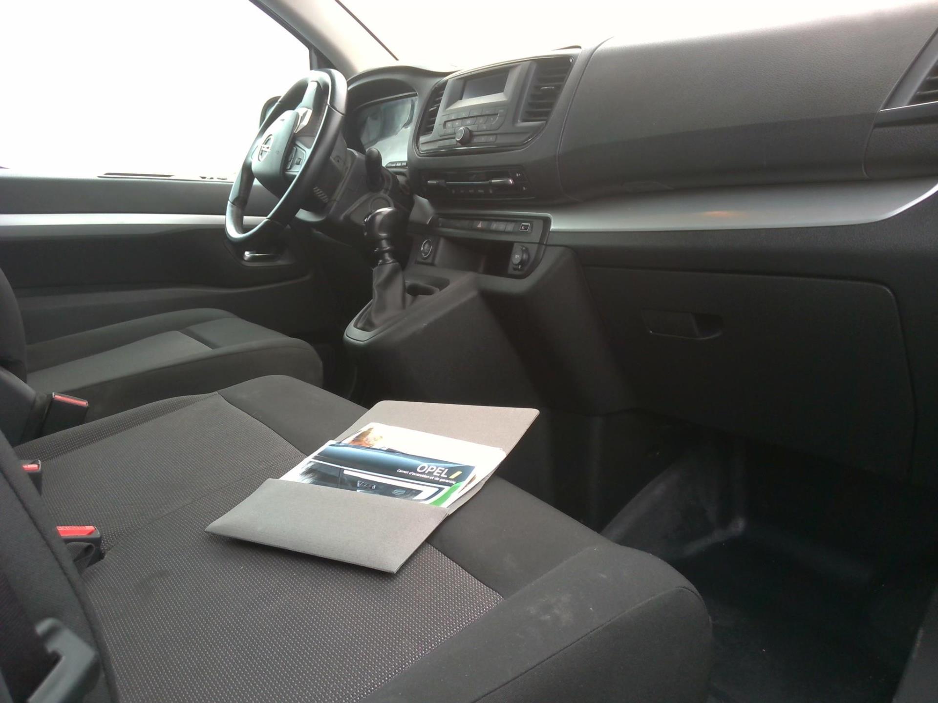 Opel VIVARO FGN TAILLE M BLUEHDI 120 S&S BVM6  2023