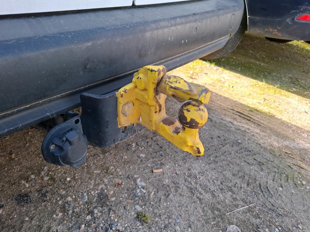 Peugeot PARTNER FOURGON STANDARD 650 KG BLUEHDI 100 S&S BVM5 PREMIUM 2020