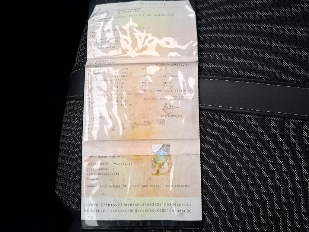 Peugeot 2008 BlueHDi 130 S&S EAT8 GT 2021