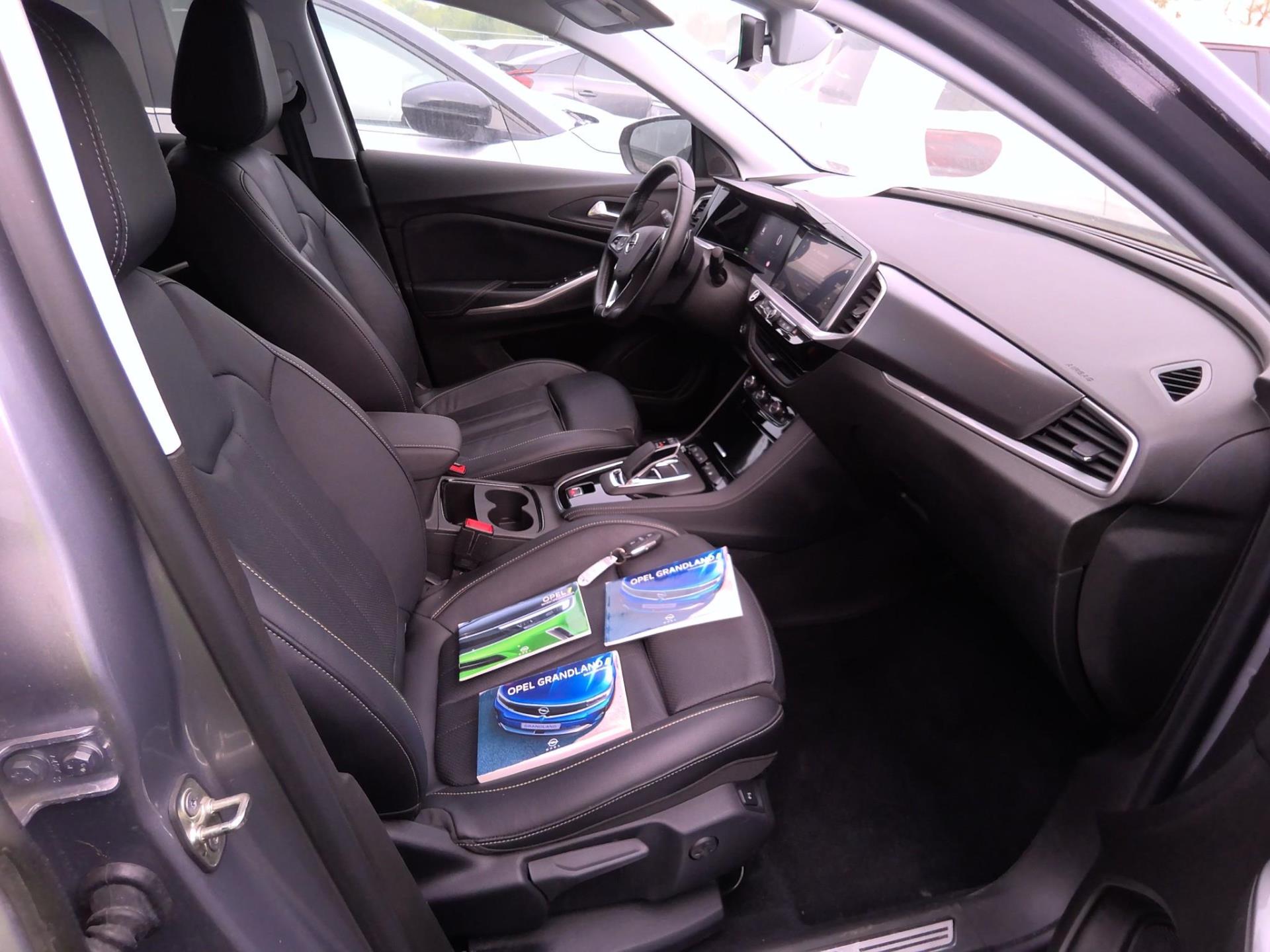 Opel Grandland Hybrid 225 ch BVA8 Elegance Business 2022