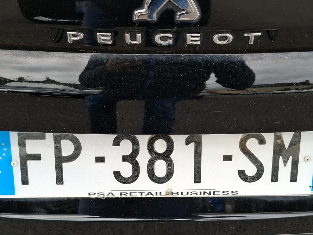 Peugeot 3008 Puretech 130ch S&S EAT8 Active Business 2020