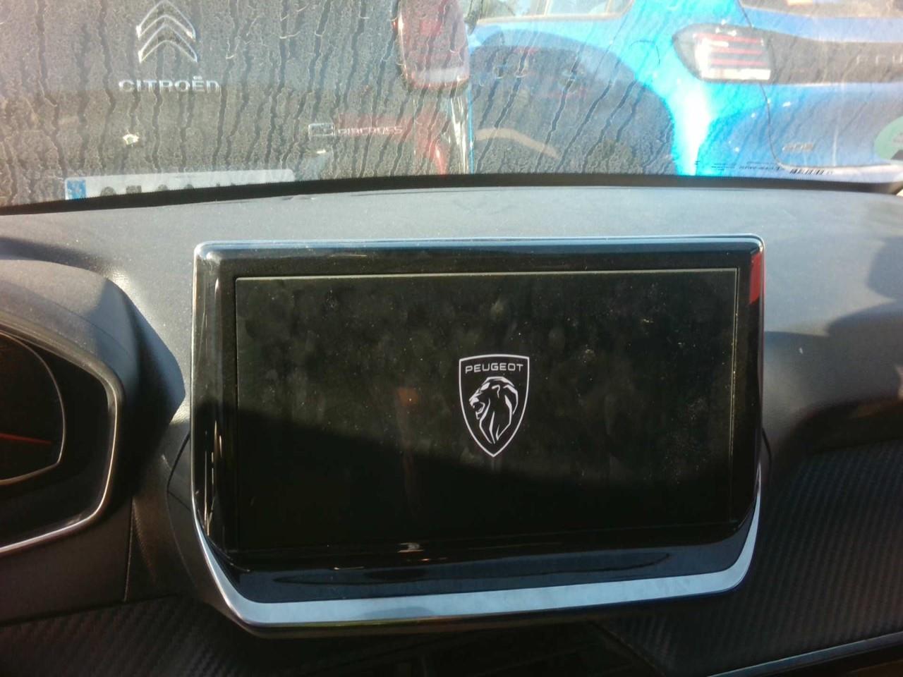 Foto Peugeot 208 10