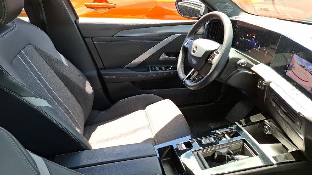 Foto Opel Astra 13