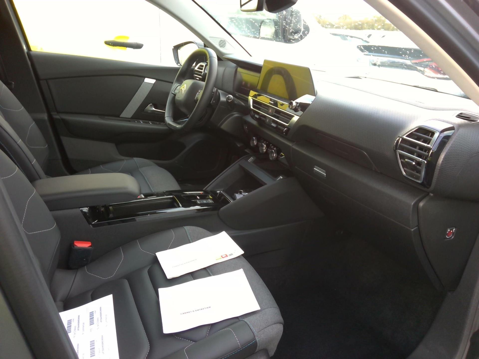 Citroen C4 PureTech 130 S&S EAT8 Shine 2022