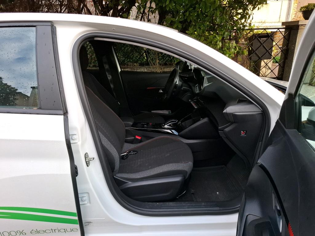 Peugeot 208 ELECTRIQUE 50 KWH 136 ACTIVE BUSINESS R 2021